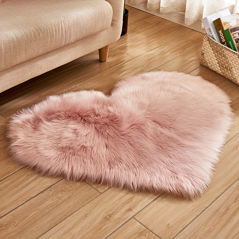 Plush Heart-Shaped Area Mat | Machine Washable Soft Artificial Wool | Cozy Decorative Mat for Living Room, Bedroom, Office | Indoor Use