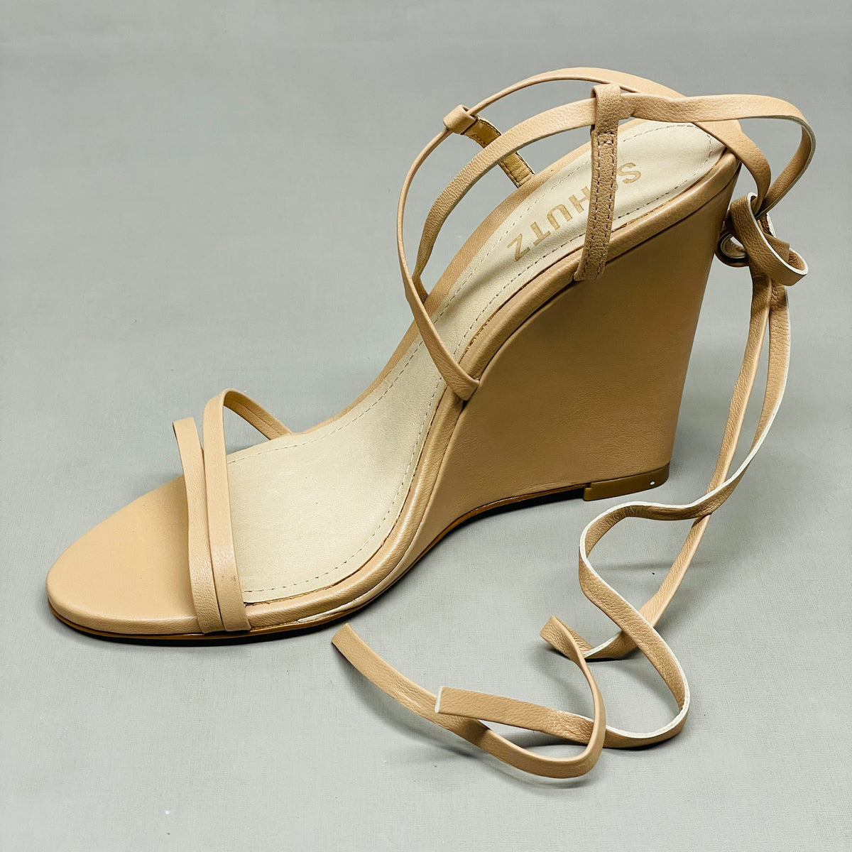 SCHUTZ Deonne Casual Deluxe Nappa Leather Sandal True Beige Sz 6.5 S013810172 (New)