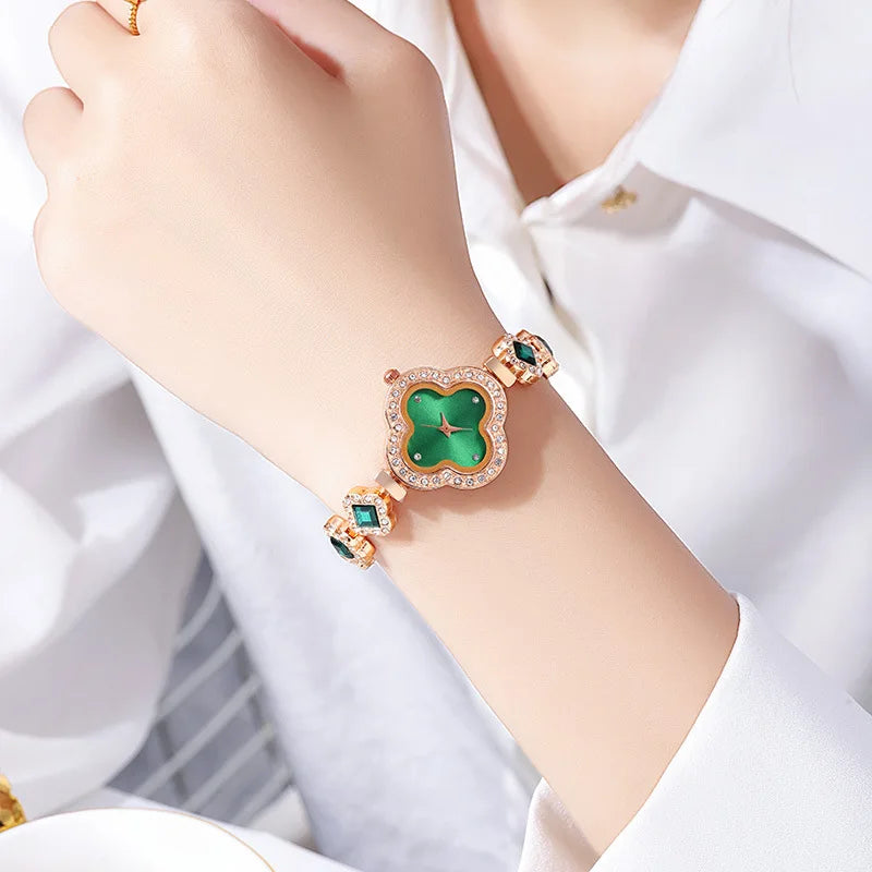 Clover bracelet watch with quartz and diamond inlay, fashionable women's watch
