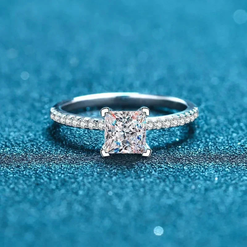 NeeTim 1ct 2ct Princess Moissanite Engagement Ring for Women D VVS1 Diamond Proposal Bridal Rings Sterling Silver Wedding Band