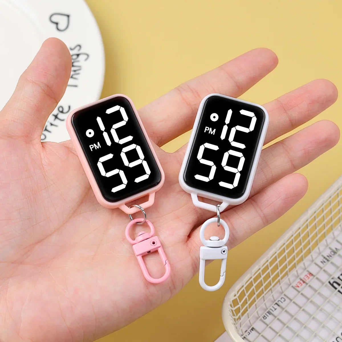 1PC LED Keychain Pocket Watch Digital Display Electronic Watch Student Backpacks Keys Pendant Cartoon Small Hanging Watch Gift