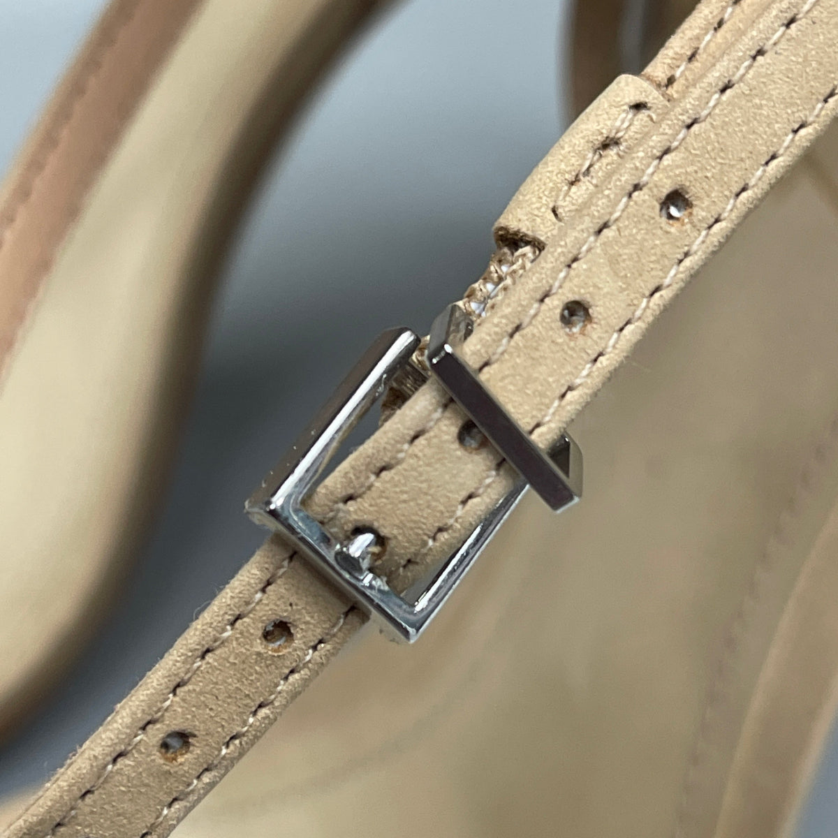 SCHUTZ Peaky Nubuck & Vinyl Multimaterial Women's Sandal Heel Light Nude Sz 9.5B (New)