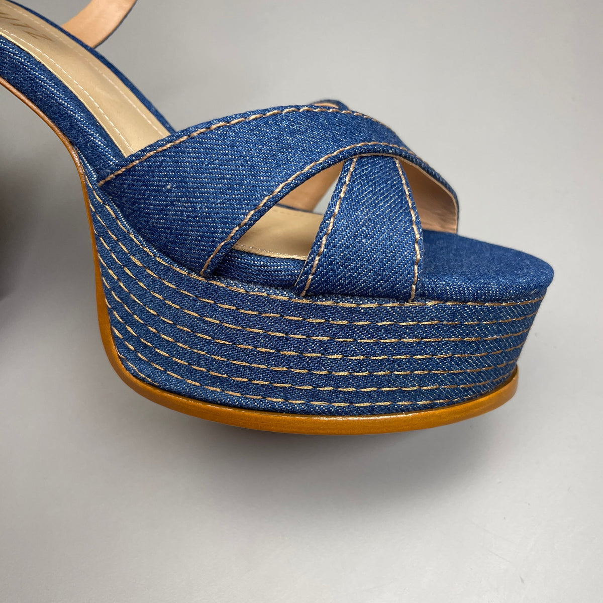 SCHUTZ Keefa Casual Denim Women's 4" Heeled Sandal Platform Blue Sz 6.5B (New)