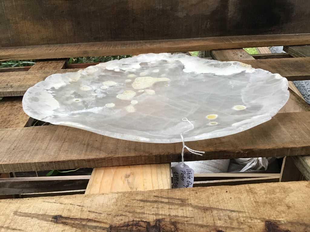 Onyx Platter - White 18"x 14"x 1"